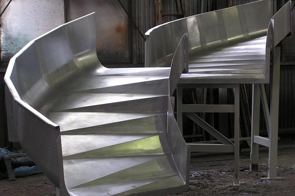 スパイラルシュートの製作の画像